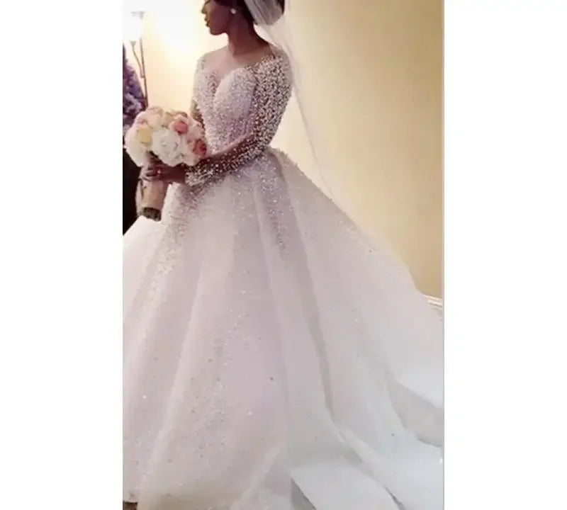 Customized Arabic Long Sleeve Wedding Dress Ball Gowns Sheer Neck Pearls Beaded Bridal Dresses Plus Size Chapel Zipper Back Woma